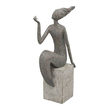 FrauenSkulptur Hilda auf Sockel, abstrakt